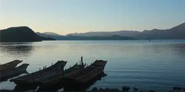 壬水日主生在戌月命運解析，壬水生於戌月好不好？